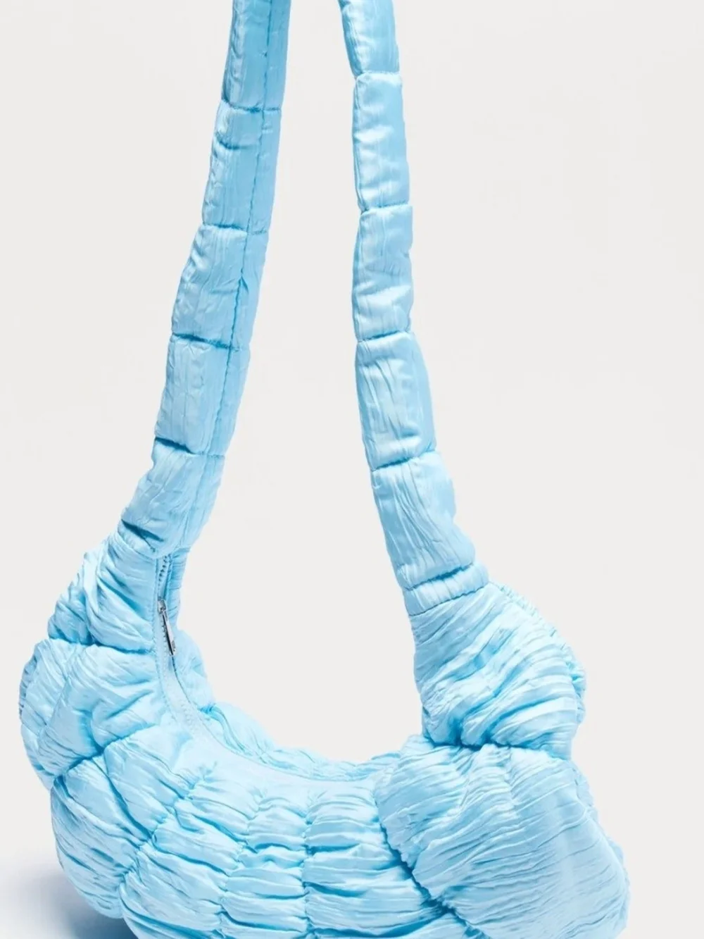 Unsure sky blue